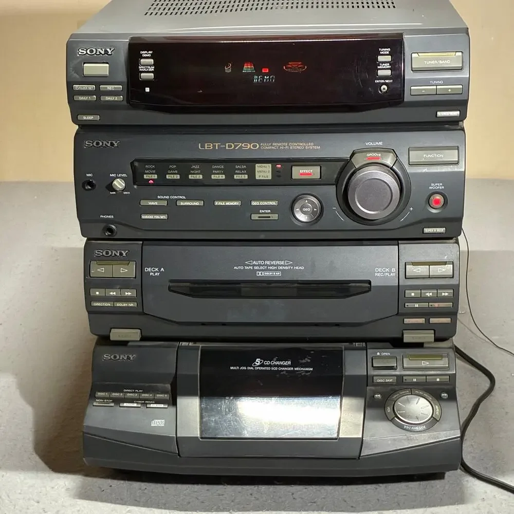 Vintage Sony LBT-D790 HiFi Stereo Combo
